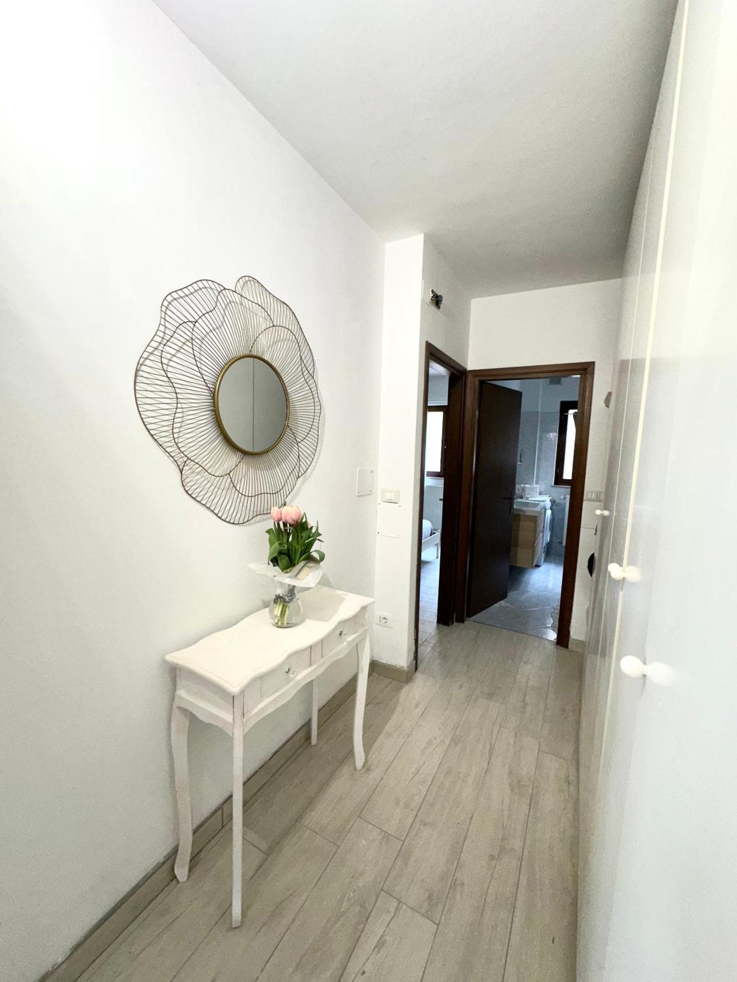 Lake Apartment Ischia White Tenna Buitenkant foto